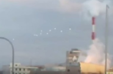 Vídeo mostra frota de óvnis filmada no Japão durante o dia.