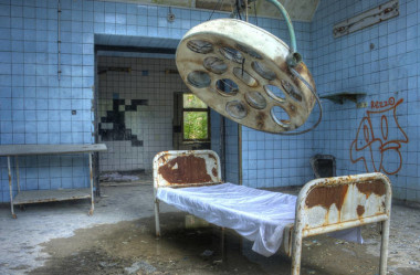 CONHEÇA O HOSPITAL ABANDONADO DO HITLER